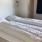 4 Star In בית נופש *