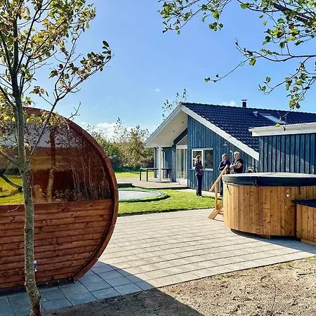 Holiday home 4 Star In
