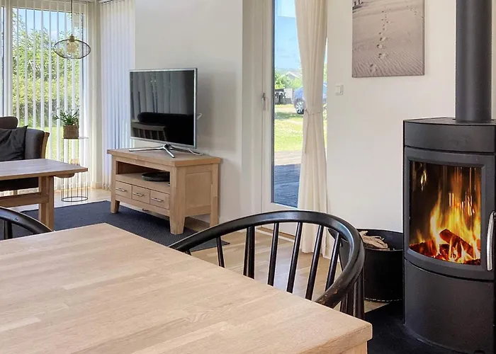 4 Star In Holiday home *